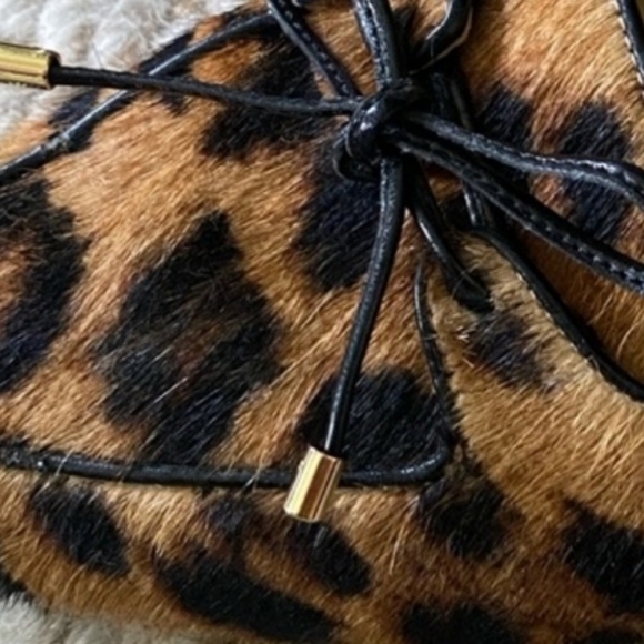Talbots Francesca Bow-Front Driving Flats in Leopard Haircalf 8.5 - Picture 7 of 8